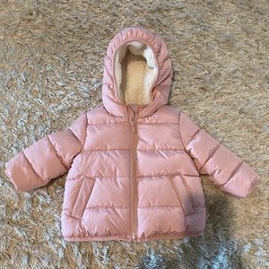 GAP Baby Pink puffer jacket size 12-18 months toddler